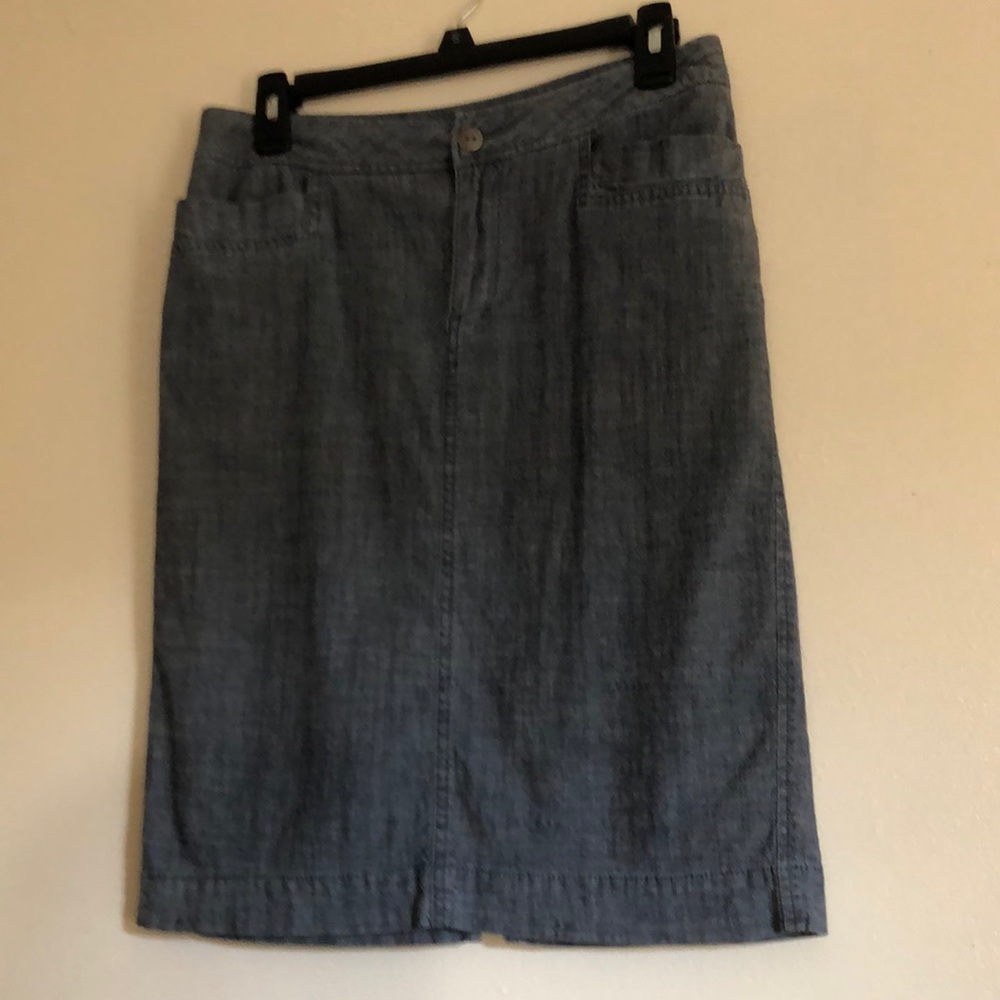 Coldwater Creek size 6 chambray skirt